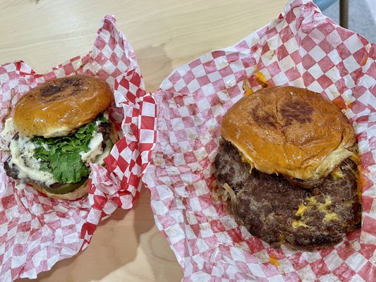 Frank's Burgers by null