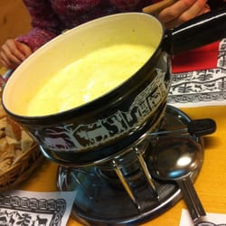 Michel's Stallbeizli - Posiblemente la mejor fondue de la zona.