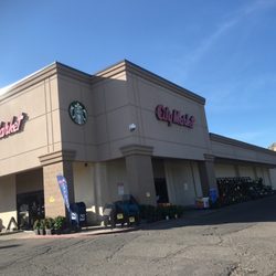 City Market Food & Pharmacy