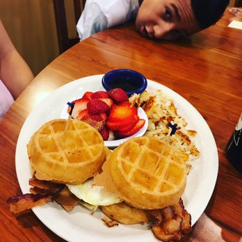 Egg It On Cafe - Breakfast & Brunch Near Me - Broken Arrow, Oklahoma