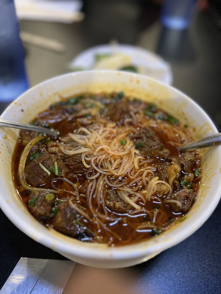 Song Lynn Vietnamese Restaurant