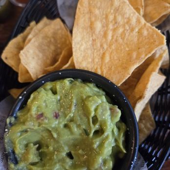 Tacos La Cantina - Guacamole & Chips Smooth spread with onions and tomatoes - Mexican Near Me - Whistler, British Columbia Tacos La Cantina - Guacamole & Chips Smooth spread with onions and tomatoes - Mexican Near Me - Whistler, British Columbia