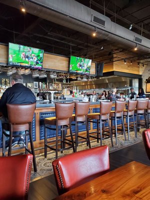 BURTONS GRILL & BAR - Updated November 2024 - 1075 Photos & 668 Reviews