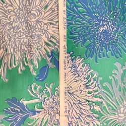 Lynn Vintage Warehouse - Vintage Lilly Pulitzer fabric by Suzie Zuzek found in a trunk