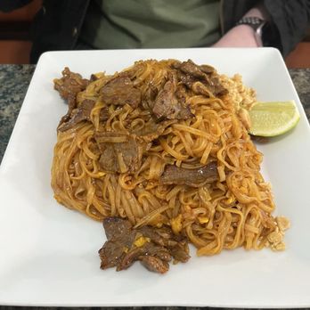 Pad Thai - Beef pad Thai - Thai Near Me - Fort Smith, Arkansas