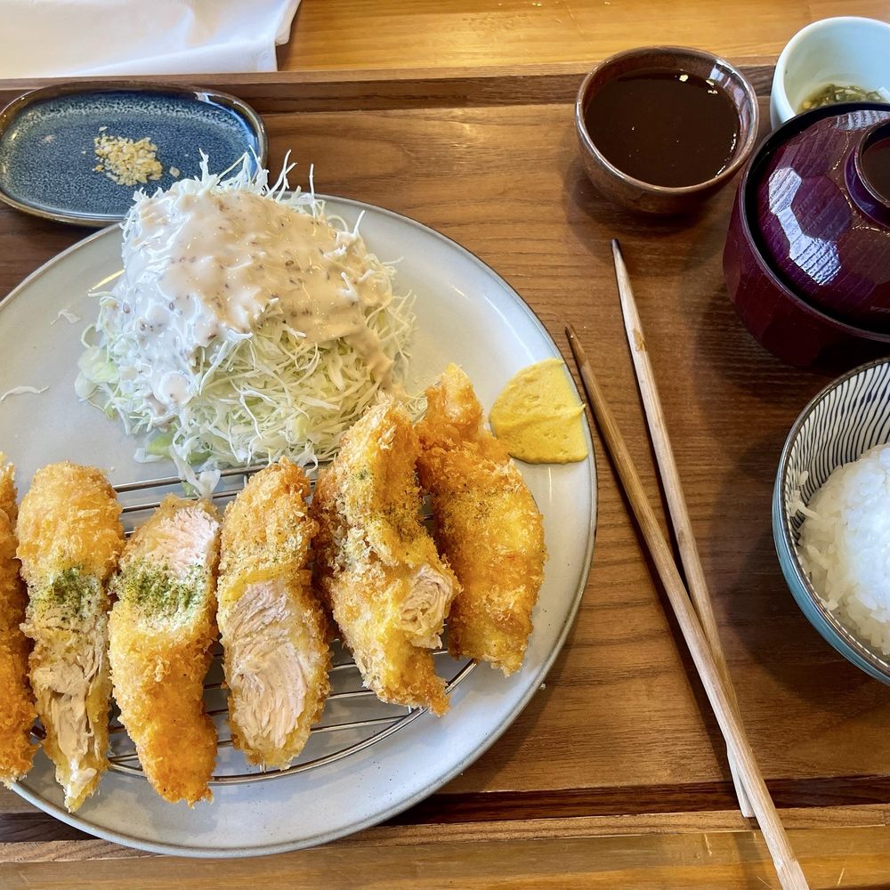 Lucky Pig - Hire Katsu Don - Korean Near Me - Whittier, California Lucky Pig - Hire Katsu Don - Korean Near Me - Whittier, California