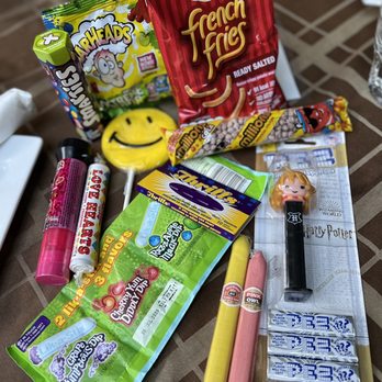 Candy In the Cove - Amazing finds! Can't wait to see what's in store next time! - Candy Stores Near Me - Bowen Island, British Columbia