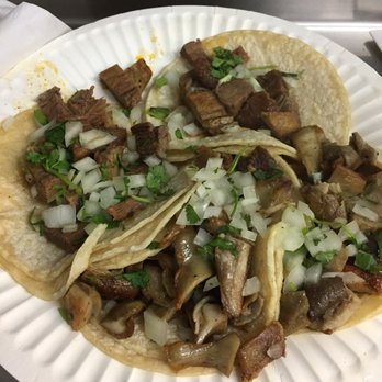 Tacos El Asadero - Pork stomach and beef - Food Trucks Near Me - Seattle, Washington Tacos El Asadero - Pork stomach and beef - Food Trucks Near Me - Seattle, Washington