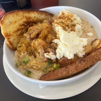 Eggs Up Grill - Shrimp & Grits Bowl with Egg Whites - Breakfast & Brunch Near Me - Morrow, Georgia