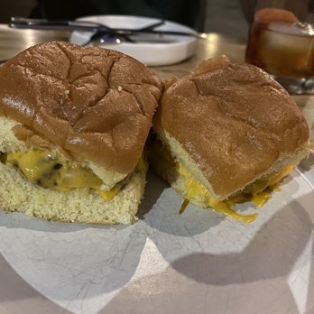 Canard - Steam Burger - Wine Bars Near Me - Portland, Oregon Canard - Steam Burger - Wine Bars Near Me - Portland, Oregon