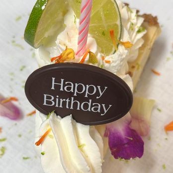 A Fish Called Avalon - Key Lime Pie! - Seafood Near Me - Miami Beach, Florida