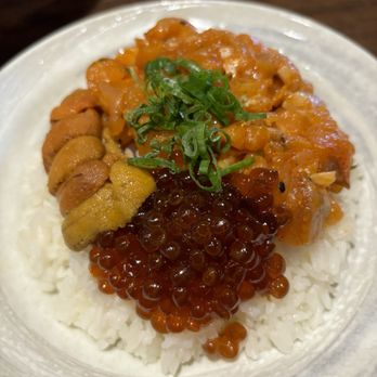 Zu Izakaya - SALMON UNI IKURA DON - Sushi Bars Near Me - Phoenix, Arizona