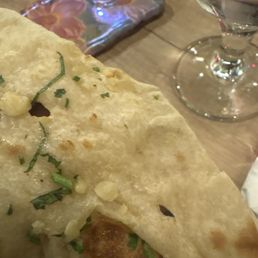Raw garlic on the Naan like no thank Raw garlic on the Naan like no thank