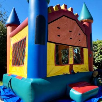 Coco's Party Rentals - 13'x13' Castle Jumper - Party Equipment Rentals Near Me Coco's Party Rentals - 13'x13' Castle Jumper - Party Equipment Rentals Near Me