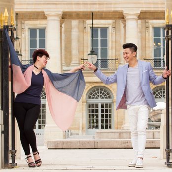 InstaParis - Couple photoshoot in Paris at Palais Royal - Session Photography Near Me - Paris, 75 InstaParis - Couple photoshoot in Paris at Palais Royal - Session Photography Near Me - Paris, 75