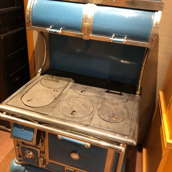Museum Center at 5ive Points - Old fashioned oven. - Museums Near Me - Cleveland, Tennessee Museum Center at 5ive Points - Old fashioned oven. - Museums Near Me - Cleveland, Tennessee