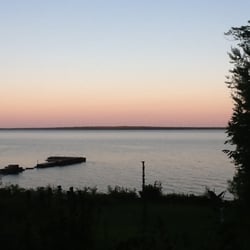 Island View Lodging - Sunset from outside sitting area.
