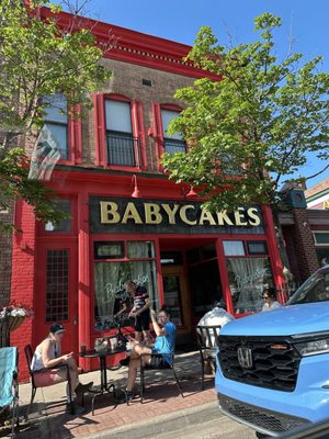 Babycakes by null