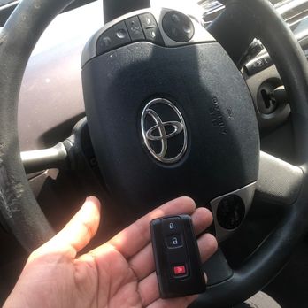 KeyChain Locksmith - Toyota Prius key - Keys & Locksmiths Near Me