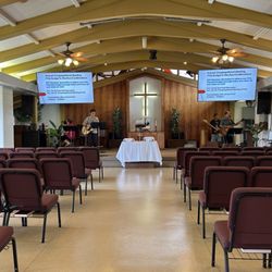 Kahului Union Church - Rehearsal before service