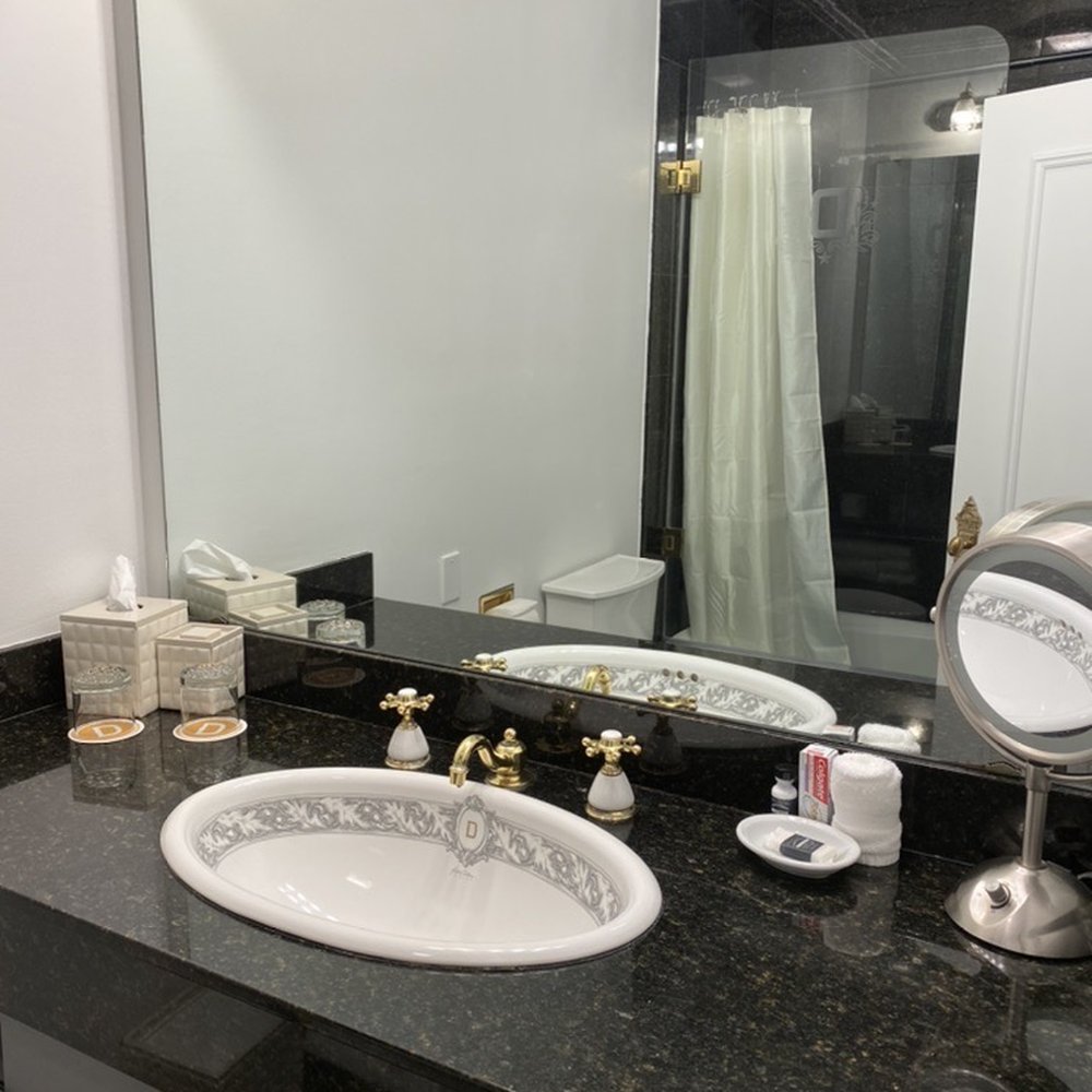 The Driskill - Cute bath - Hotels Near Me - Austin, Texas The Driskill - Cute bath - Hotels Near Me - Austin, Texas