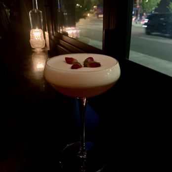 The Roosevelt Room - Clover Club - Cocktail Bars Near Me - Austin, Texas
