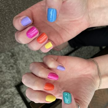 Laura's Nails - Nail Salons Near Me - Santa Monica, California