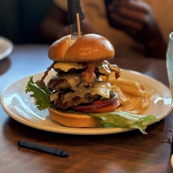 Denny's - Triple Juicy Burger - Diners Near Me - Orlando, Florida Denny's - Triple Juicy Burger - Diners Near Me - Orlando, Florida