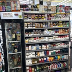Clays Liquor on Laurel - Good selection