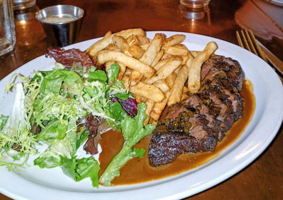 Les Faux Bourgeois by null