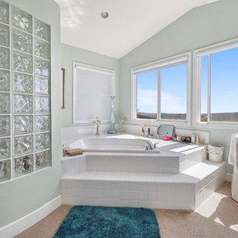 3 Day Kitchen & Bath - Old tub - General Contractors Near Me - San Diego, California 3 Day Kitchen & Bath - Old tub - General Contractors Near Me - San Diego, California