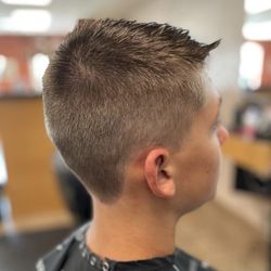 Shear Ambition - Clipper cut