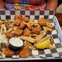 Salmon Run Fish House - Fried scallops
