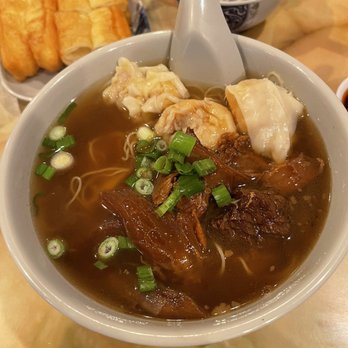 Mike's Noodle House - 9. Wonton and Beef Brisket Noodle Soup - Cantonese Near Me - Seattle, Washington