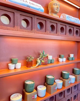 OMO Thai Tea by null