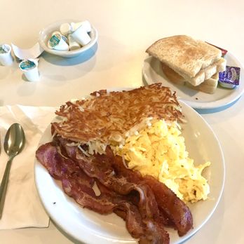 Ranchos Liberty Cafe - Yummy Breakfast - American Near Me - Madera, California