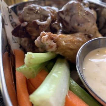 Topgolf - 6 wings for $11.25 - New American Near Me - Albuquerque, New Mexico Topgolf - 6 wings for $11.25 - New American Near Me - Albuquerque, New Mexico