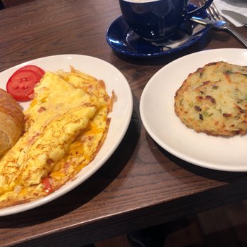 la Madeleine - Custom omelet with potato galette - Breakfast & Brunch Near Me - El Paso, Texas