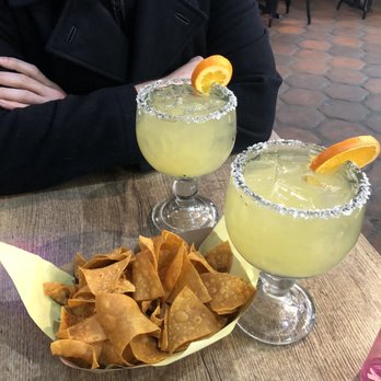 Taco Mesa - House made chips and margaritas, which were not very boozy - Mexican Near Me - Mission Viejo, California Taco Mesa - House made chips and margaritas, which were not very boozy - Mexican Near Me - Mission Viejo, California