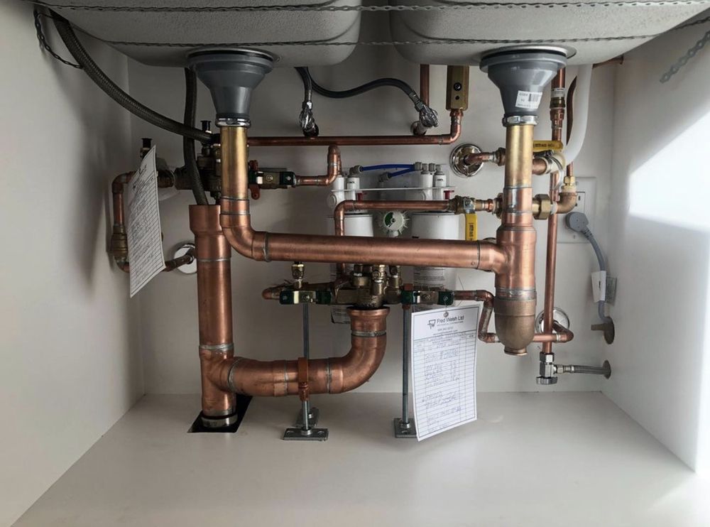 Slide of Dani’s Plumbing Services