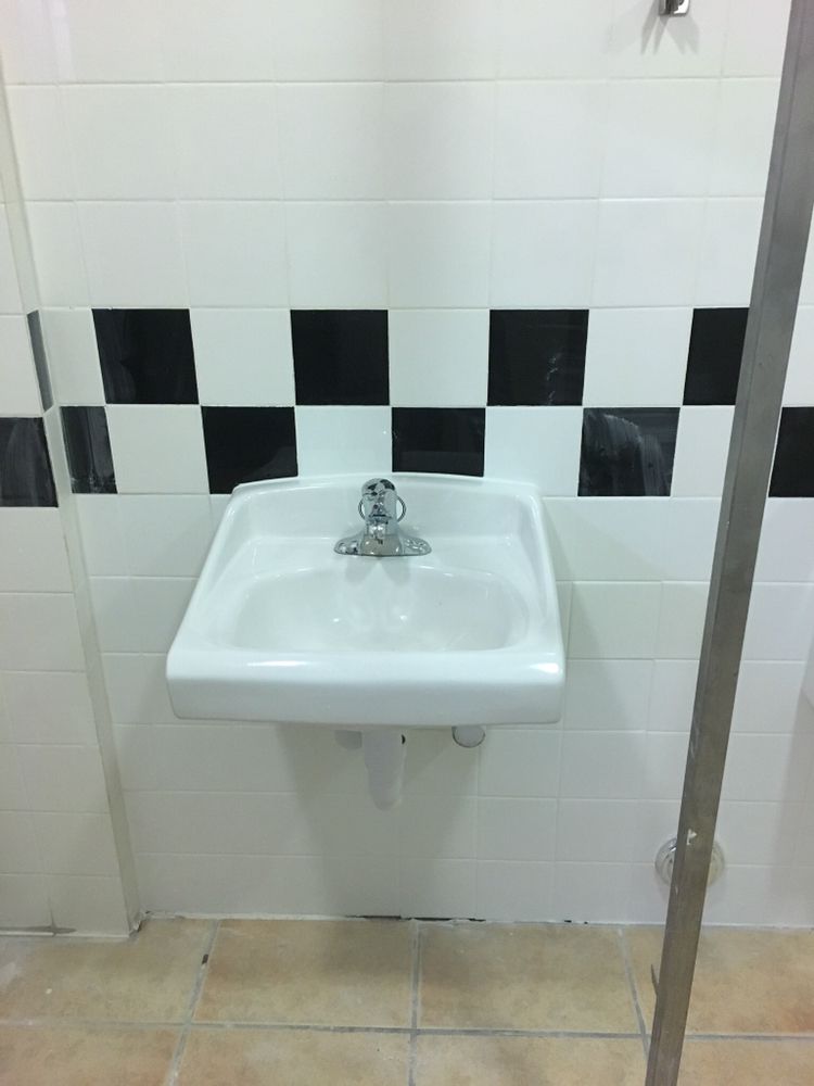Slide of Complete Plumbing Solutions