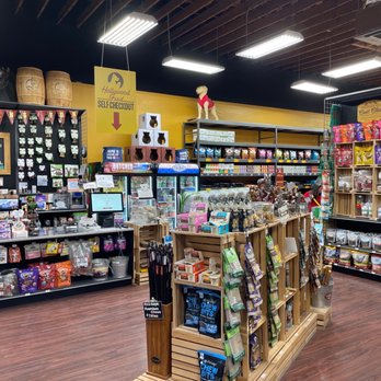 Hollywood Feed - Pet Stores Near Me - Fort Worth, Texas Hollywood Feed - Pet Stores Near Me - Fort Worth, Texas