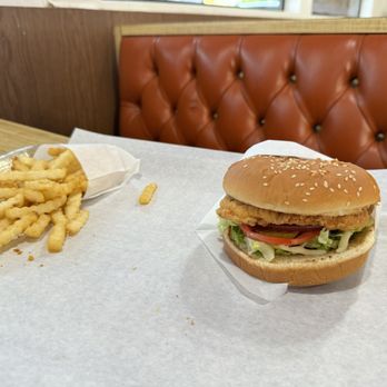 Frostees - Chicken sandwich - Desserts Near Me - Bakersfield, California