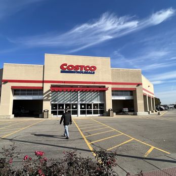 Costco - Wholesale Stores Near Me - Bloomingdale, Illinois