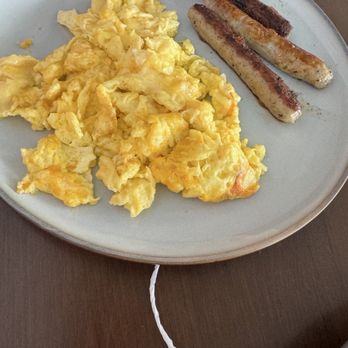8th Haus Cafe - Breakfast & Brunch Near Me - Anaheim, California