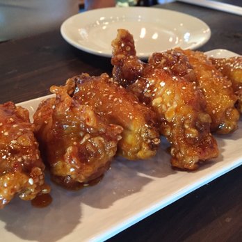 DOMU - BUTTER CHIX WINGS!!! - Ramen Near Me - Orlando, Florida