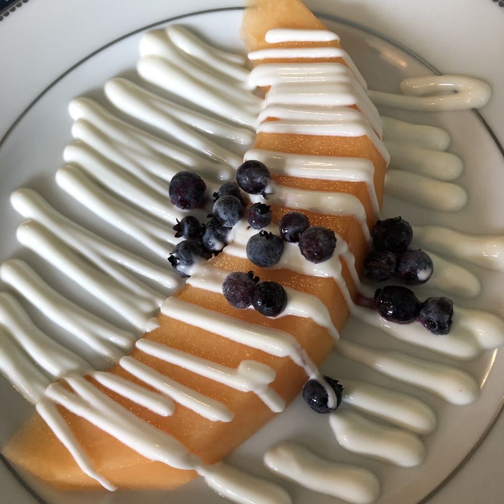 Blue Harbor House - Cantaloupe with blueberries - Bed & Breakfast Near Me - Camden, Maine Blue Harbor House - Cantaloupe with blueberries - Bed & Breakfast Near Me - Camden, Maine