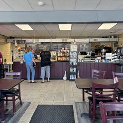 Cafe Express Deli - Inside clean