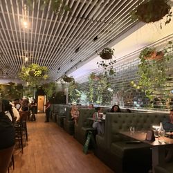 Thrive - Dining area