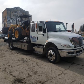 Richard's Universal Towing & Hauling - Richard's Universal Towing Tow Truck. - Towing Near Me - Santa Rosa, California Richard's Universal Towing & Hauling - Richard's Universal Towing Tow Truck. - Towing Near Me - Santa Rosa, California